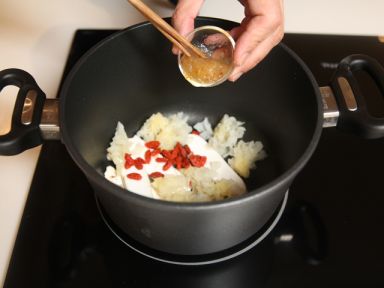 ����?ѩ����ɽ�𻨸�������