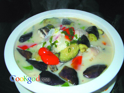 茄子炖鱼头的做法