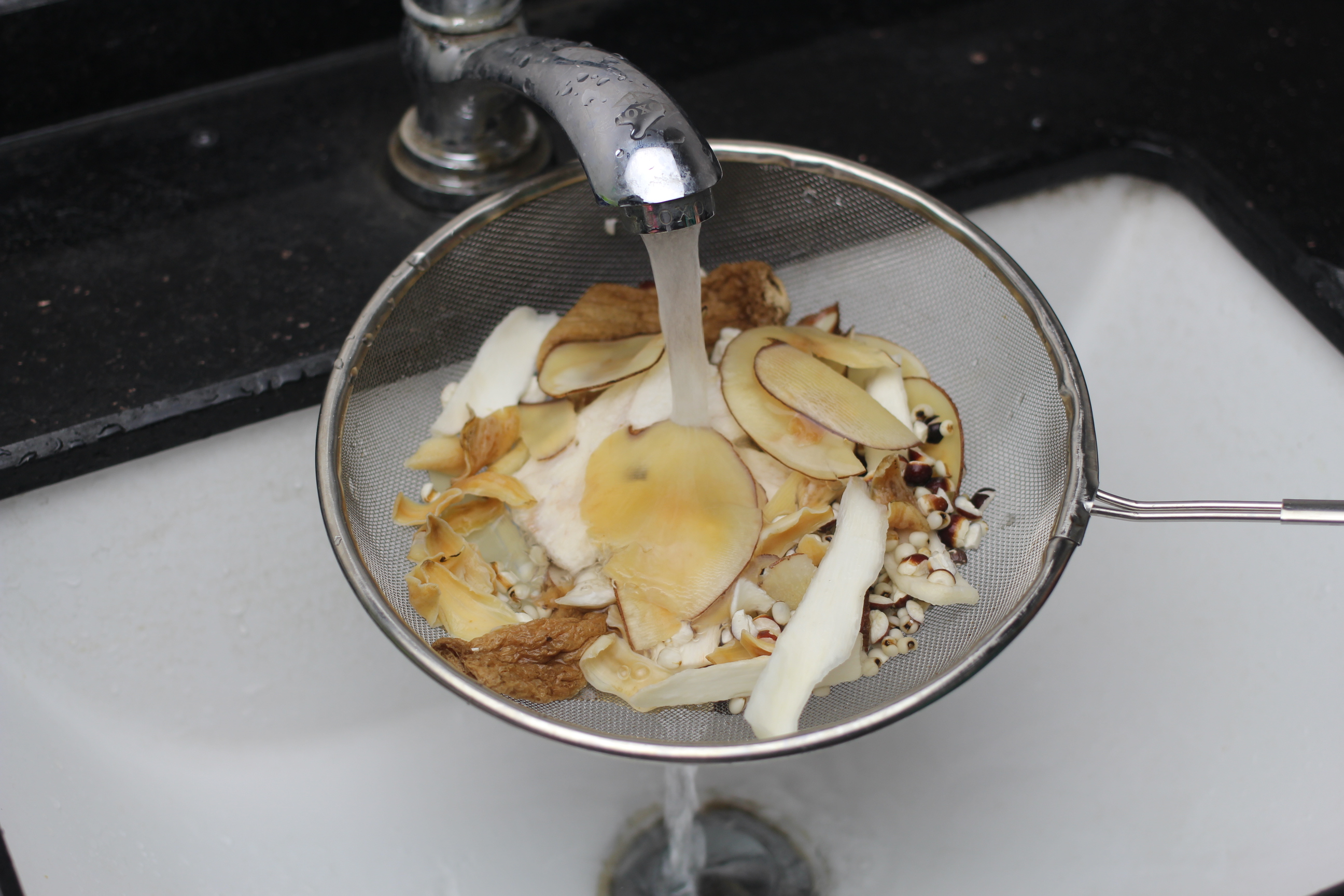 �㶫�ϻ�����-���Ϸ۸𺣵�Ҭ��������