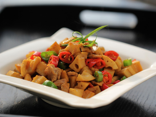 香辣藕丁的做法