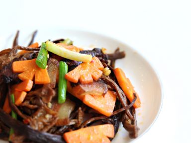 ���⳴������������