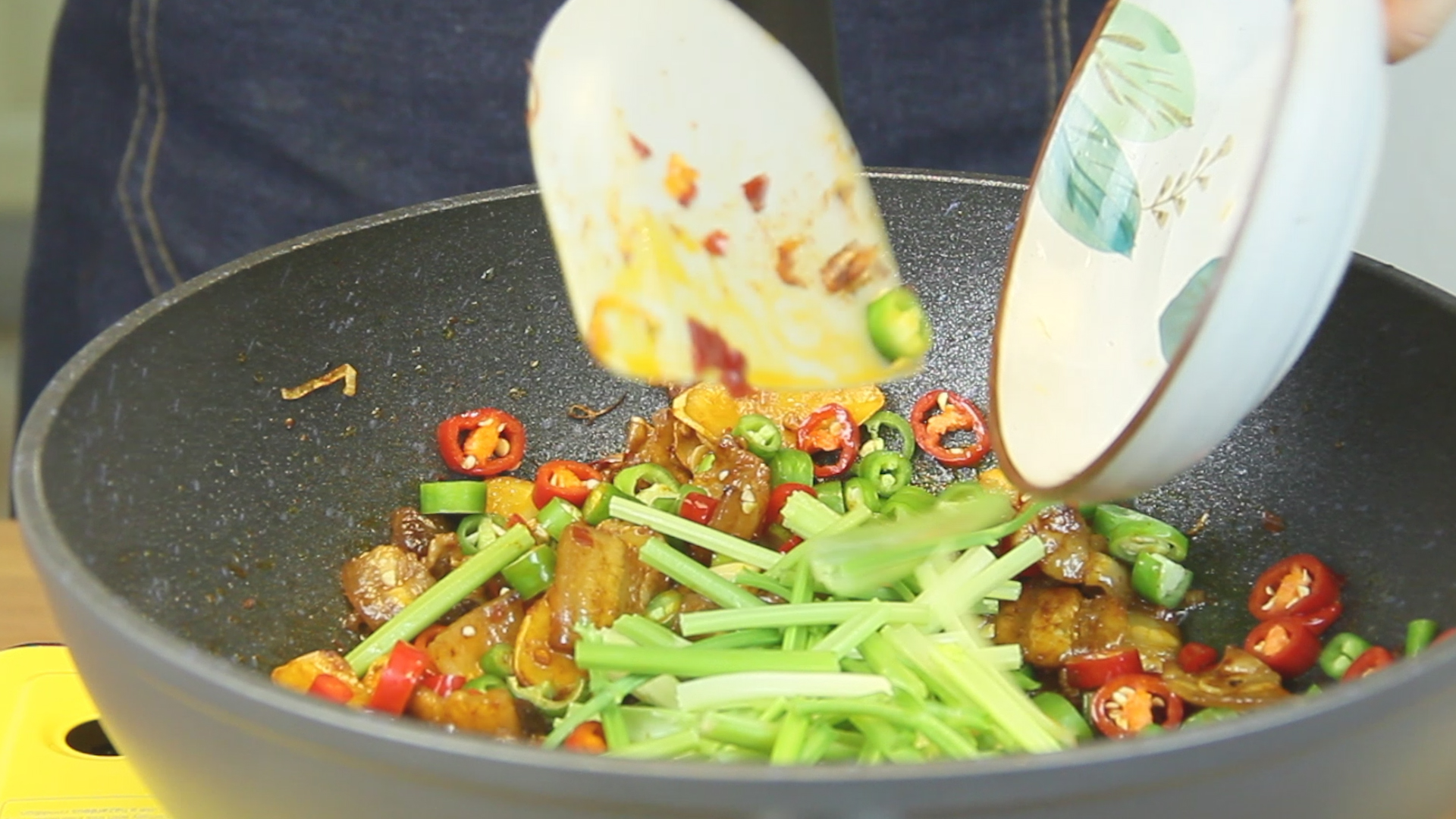 �ɹ�ǧҶ����������