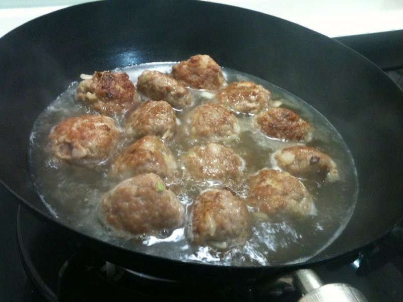 С�ѹ�����:����ʨ��ͷ������