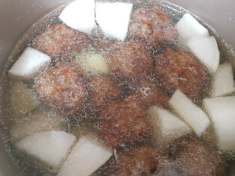 �ܲ�ʨ��ͷ��������