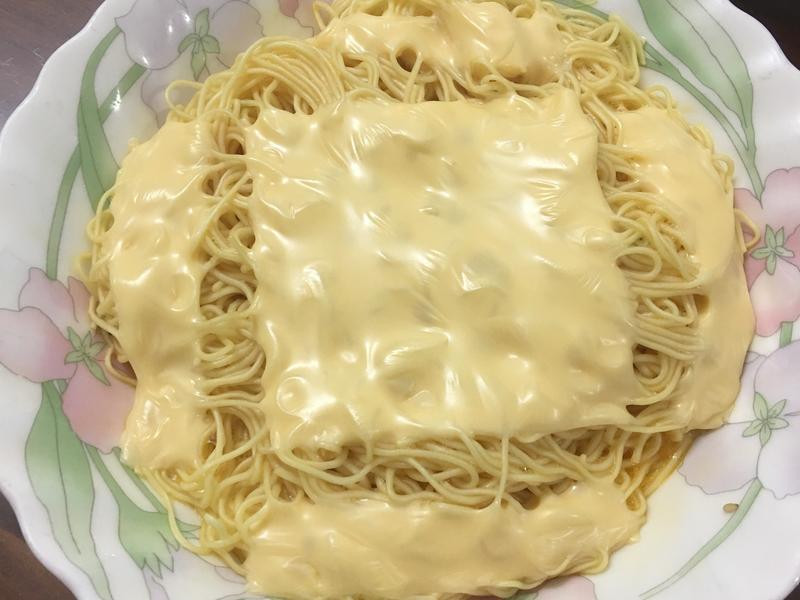 �h�������������