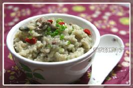 皮蛋猪肝粥的做法