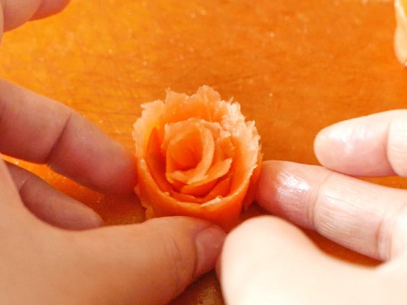 �̠`����õ����˾������