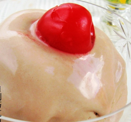 丝般幼滑入口即化巧克力冰淇淋的做法