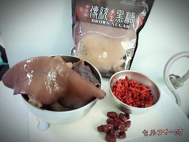 ������ľ��¶������