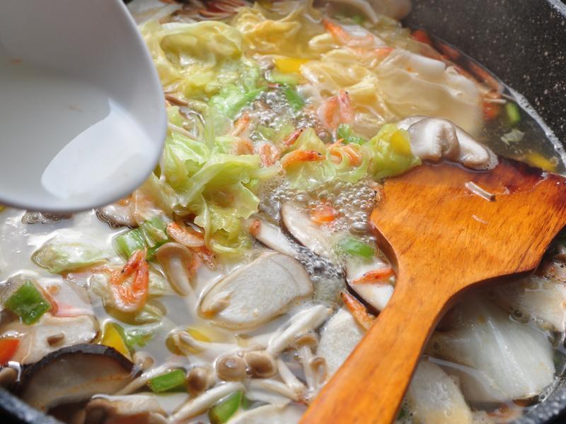 ӣ��Ϻަ���аײˡ�HOLA�Ҹ�ʳ�á�������