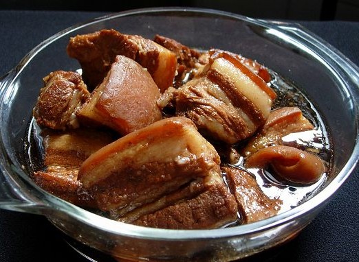 ± �������