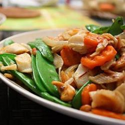 蒜香海鲜炒荷兰豆的做法