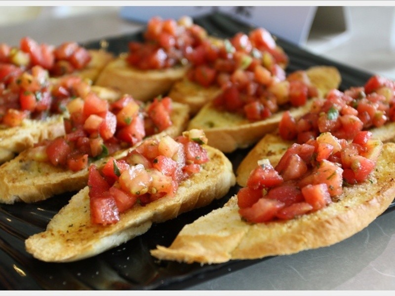 蕃茄沙沙大蒜面包的做法