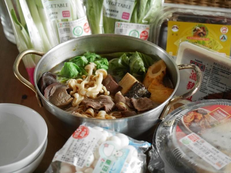 发汗辛香麻辣锅_小七食堂回家煮的做法