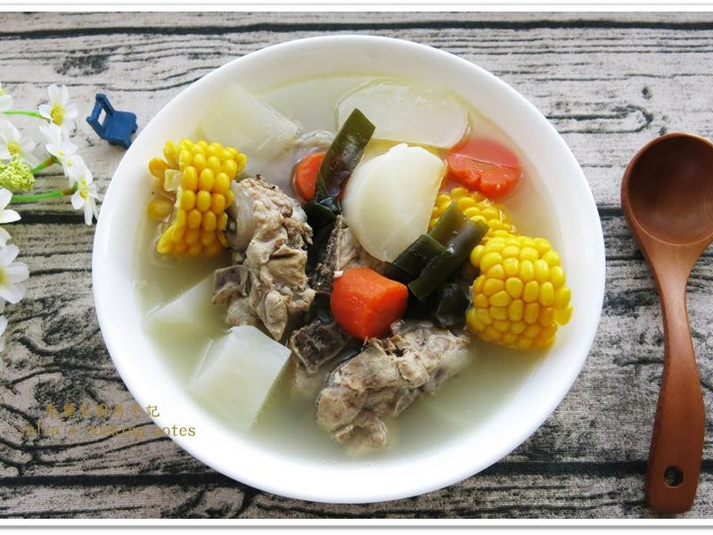 玉米萝卜昆布排骨汤的做法