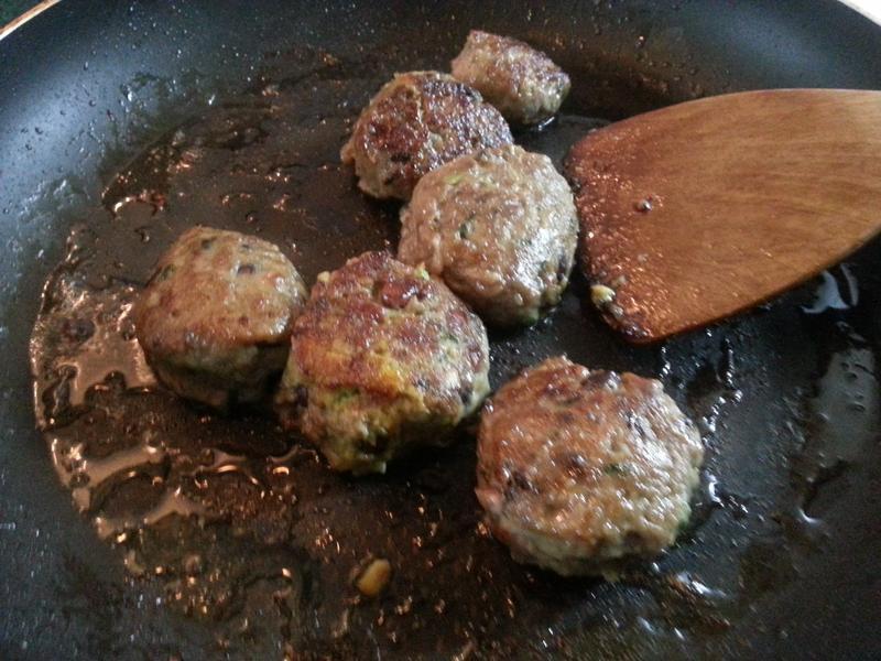 ������~������b����~������