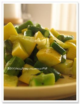 蒜茸花椒炒芦笋瓠子的做法