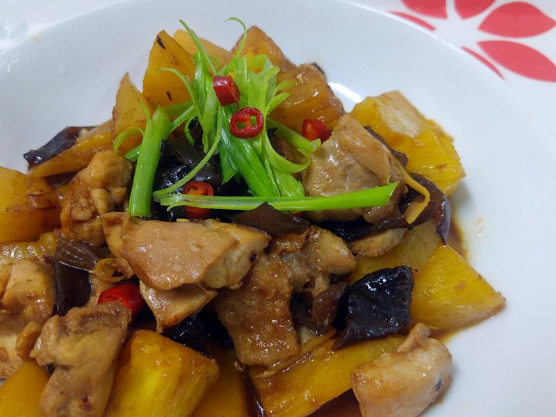 凤梨烧鸡的做法