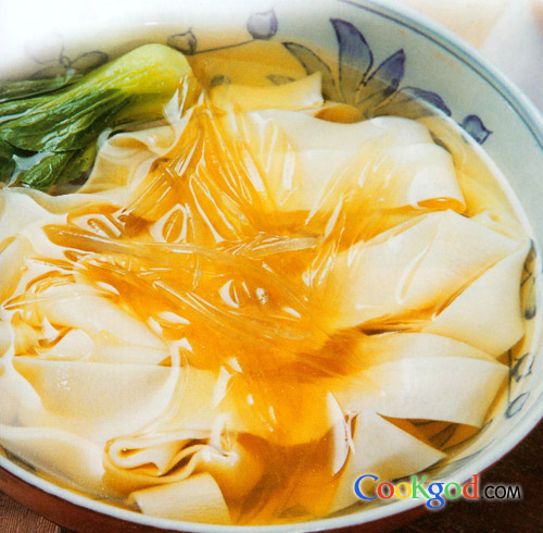 鱼翅长寿面的做法