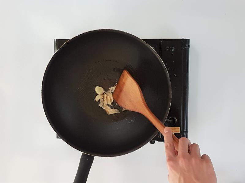 ��ռ��ͷɰ���������