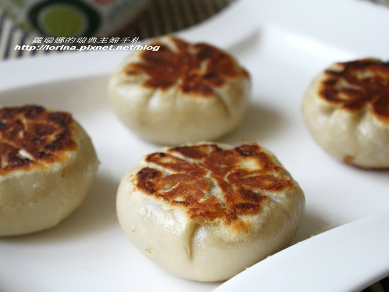 香酥多汁的猪肉虾仁馅饼的做法