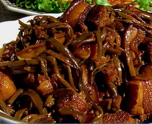 猪肉炖豆角干儿的做法