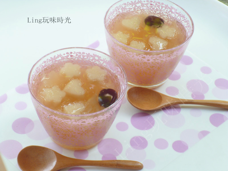 冰糖银耳梨子汤的做法