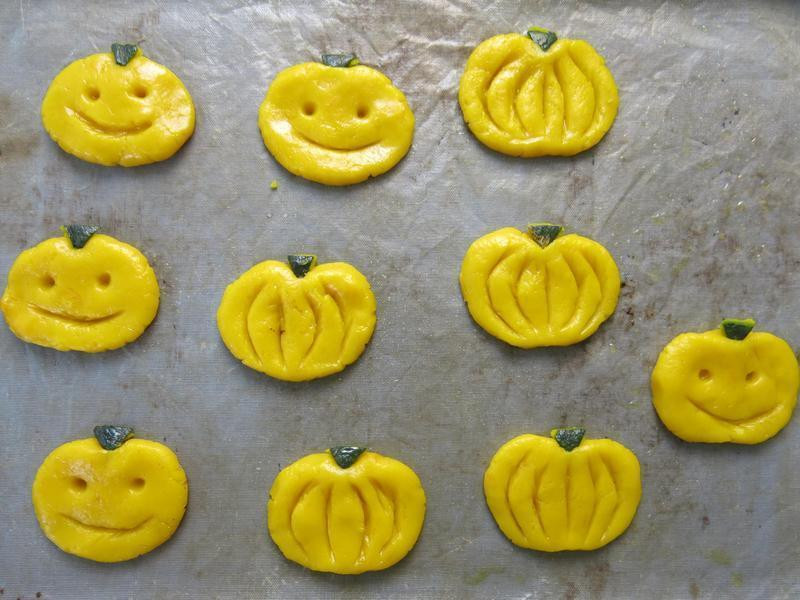 ��ʥ�ڡ���Ϲϵı��ɵ�����