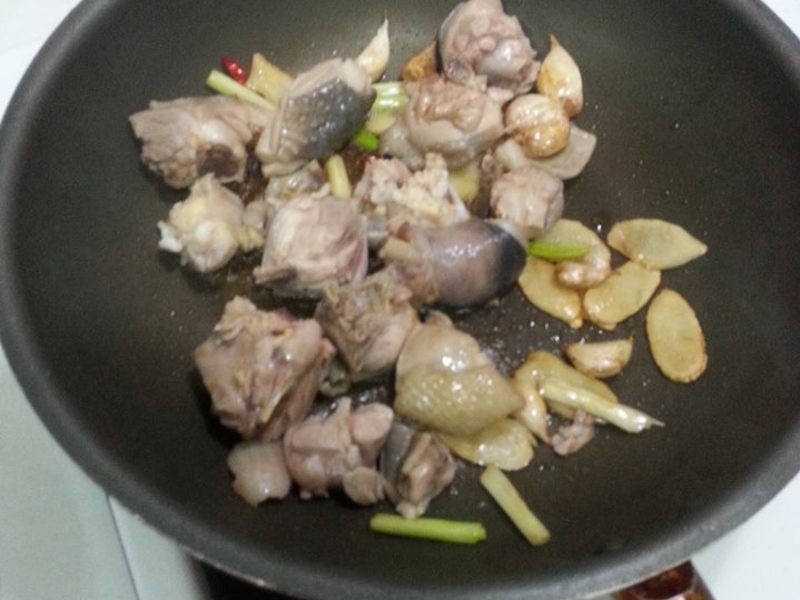 ���·�ָ���� �� �� �� ������������