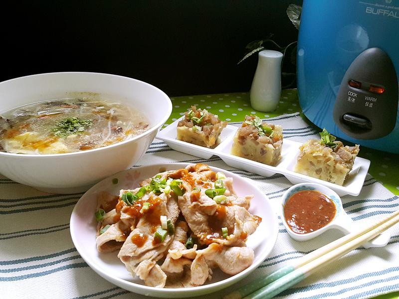 菜脯蒸糕酸辣汤的做法