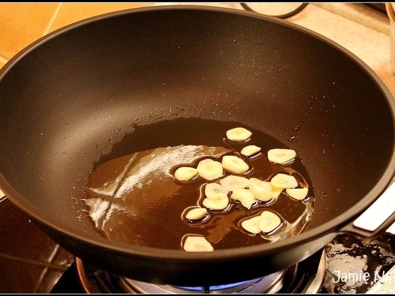 ������̽�ͨ�ķ۵�����