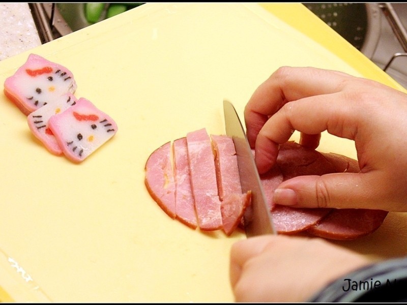 ������̽�ͨ�ķ۵�����