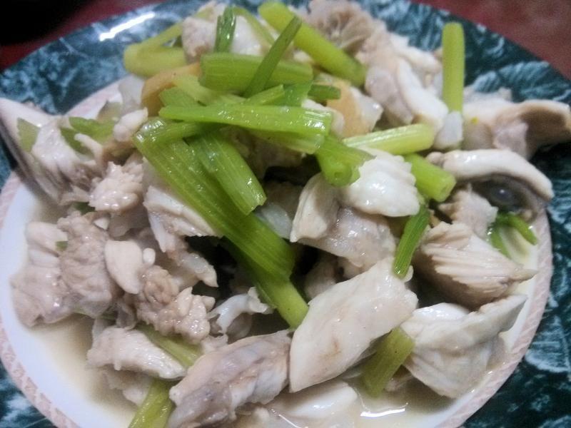 芹香曼波鱼的做法