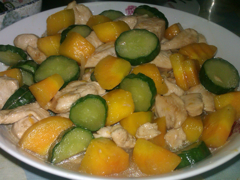 双瓜烩鸡丁的做法