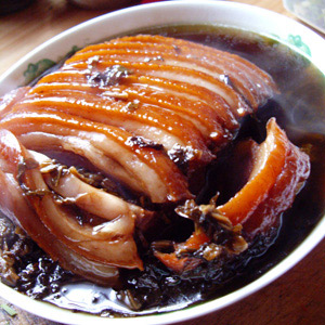 ���հ׵�����