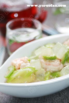 西芹芦荟滑虾仁的做法