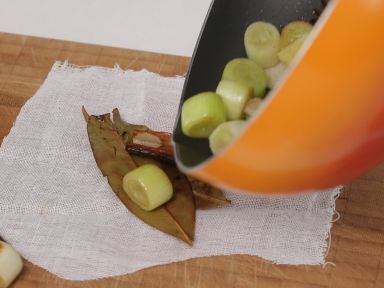 �ܲ����������������