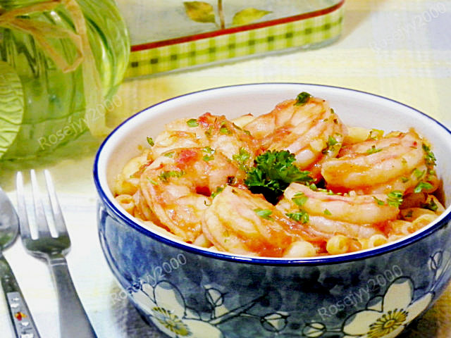 ���ѽ�֭Ϻ�ʵ�����