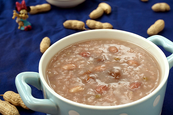 酸甜甘润的陈皮梅花生粥的做法