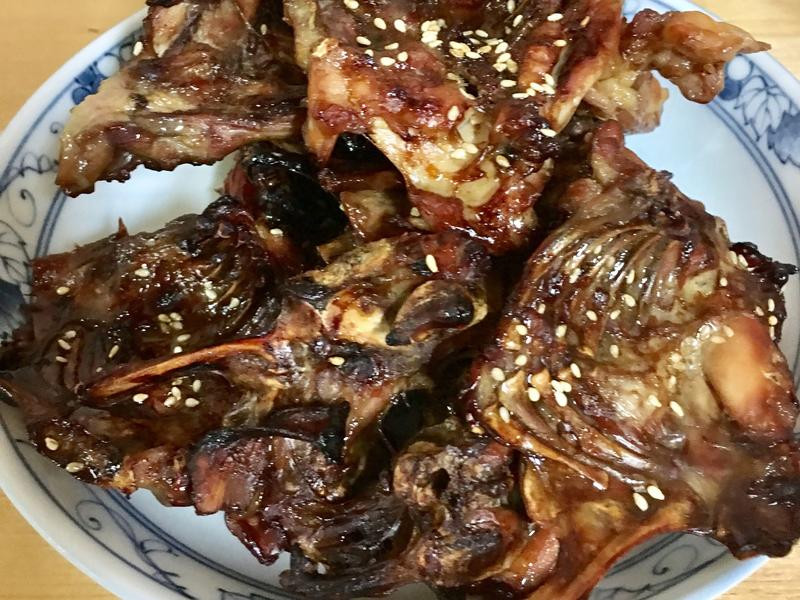 �տ����عǵ�����