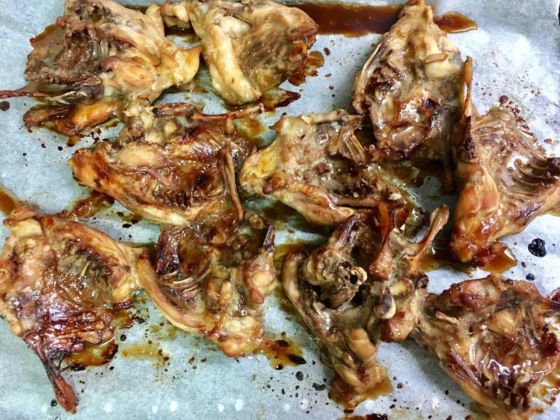 �տ����عǵ�����