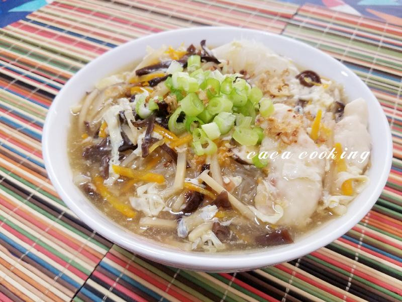 鱿鱼米粉羹的做法