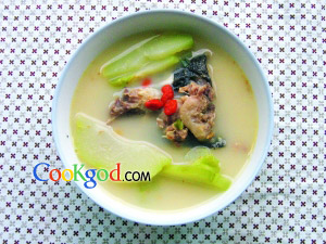 佛手瓜杞子鱼头汤的做法