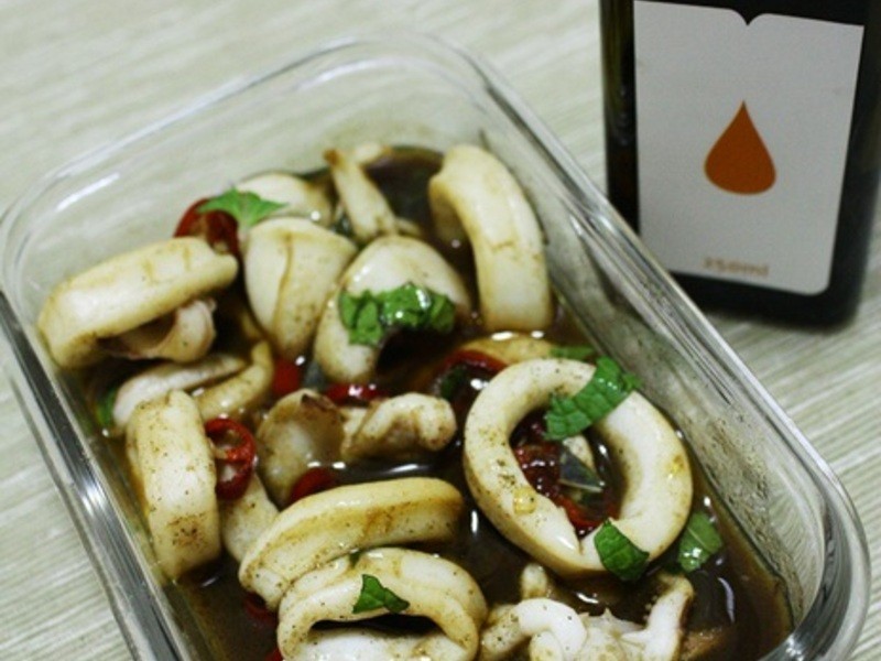 ����׳�����͸�������