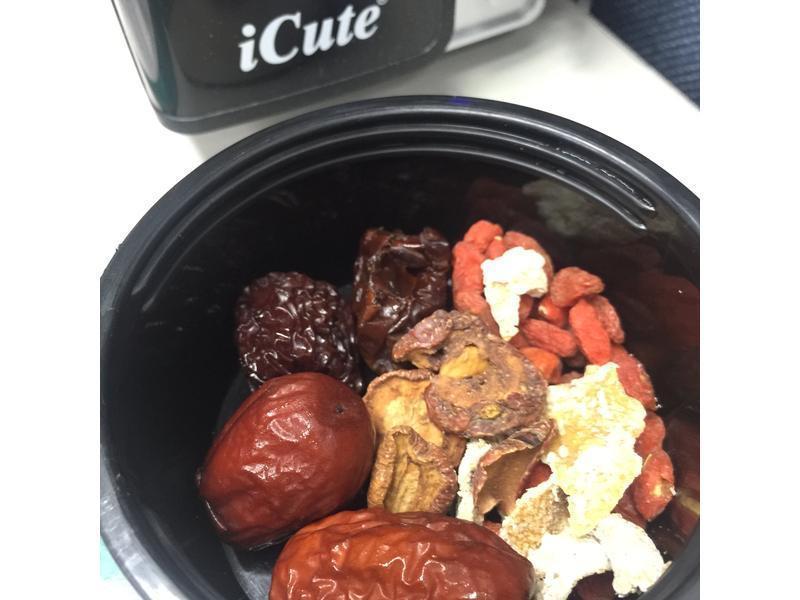 �����չޡ�Ů�����ů����������