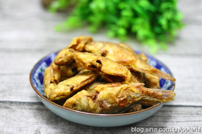 椒盐香酥炸鱼的做法