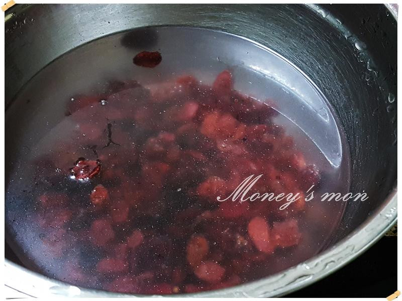 �ֹ���Խݮ���ͱ��ɵ�����