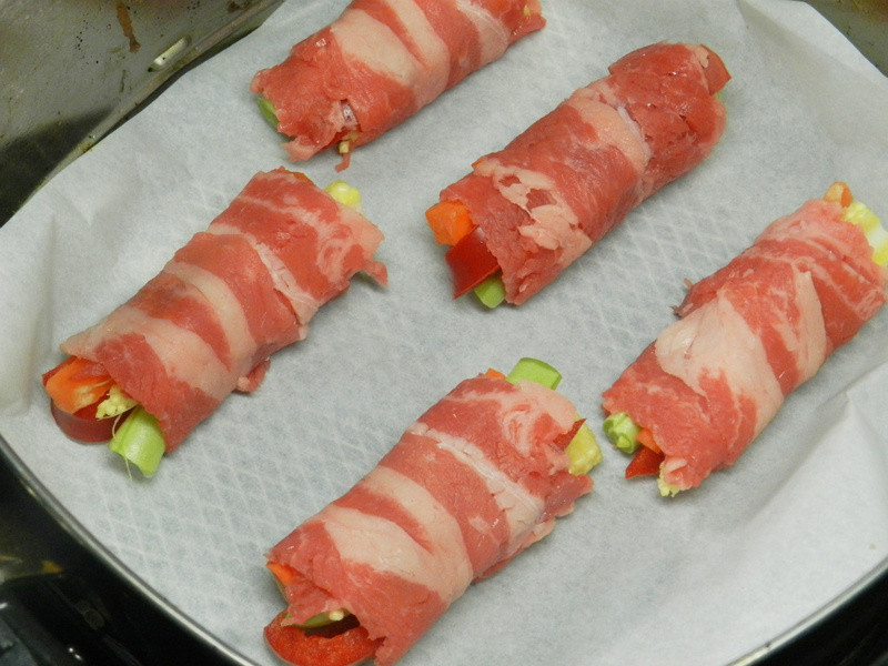 ��ɫţ���������