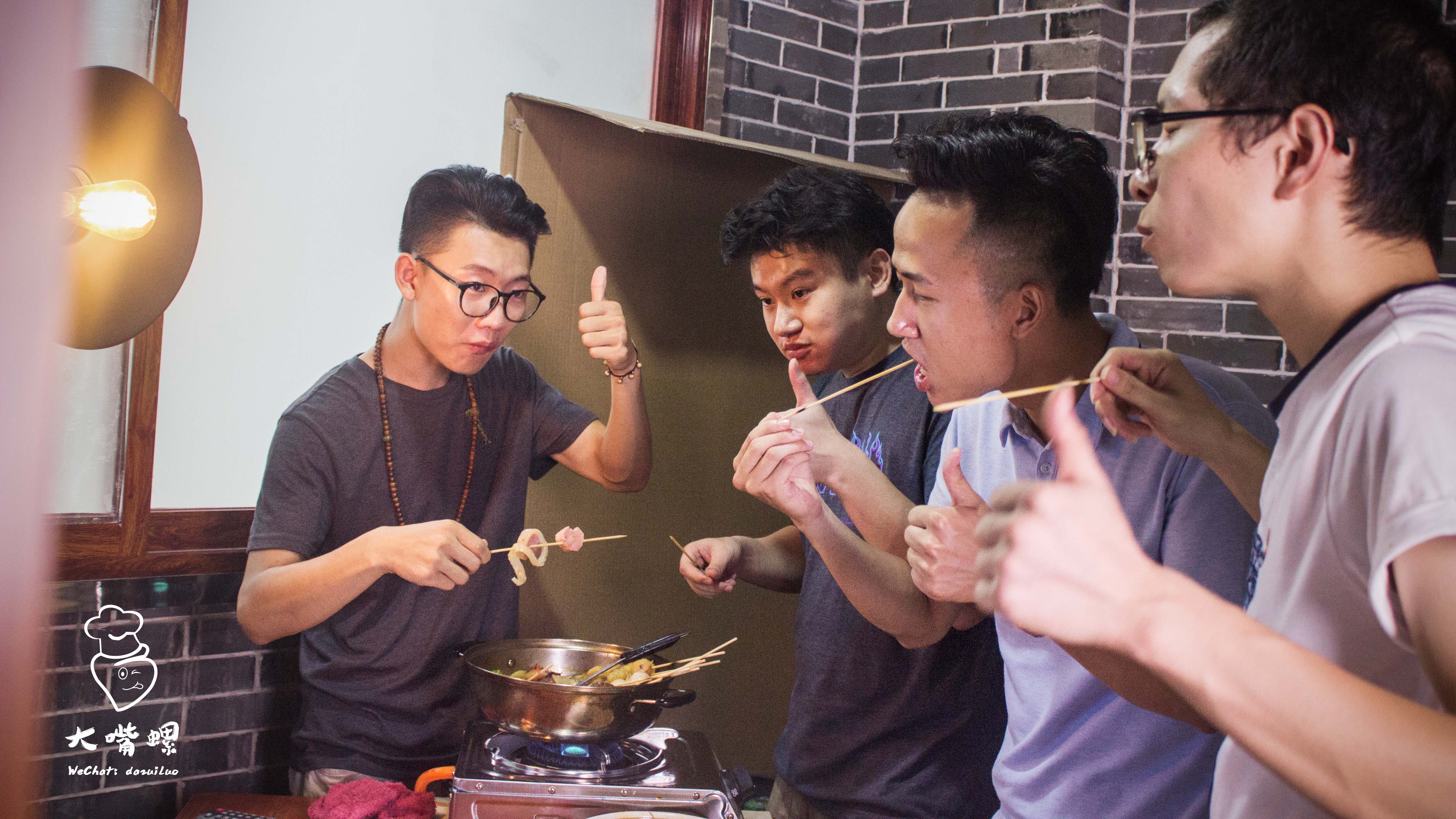 10�����ٳ����Ϸ������̣������ݵ�����