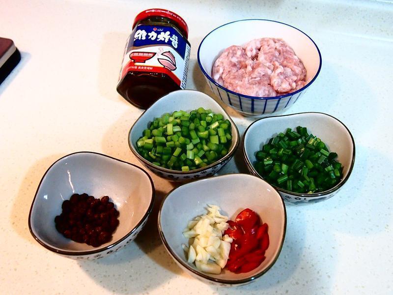 ��Ӭͷ��ά��ը����������